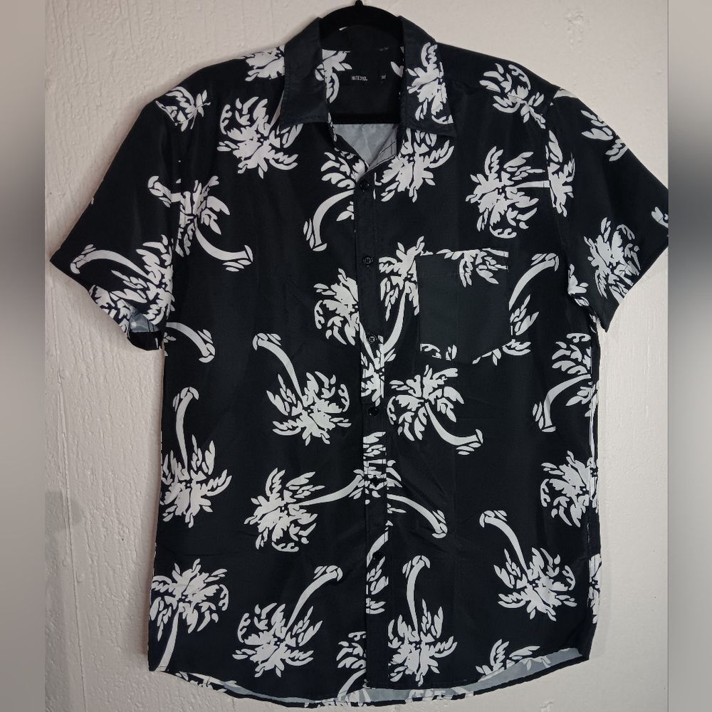 Nwot Nutexrol Hawaiian Button Down Shirt